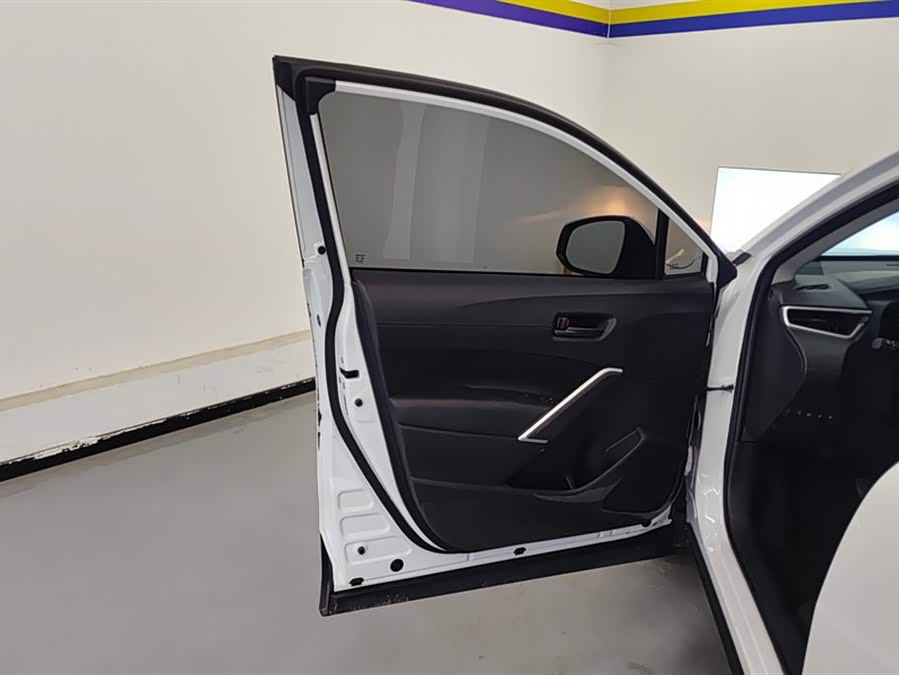 Toyota Corolla Cross 2024 car image #8