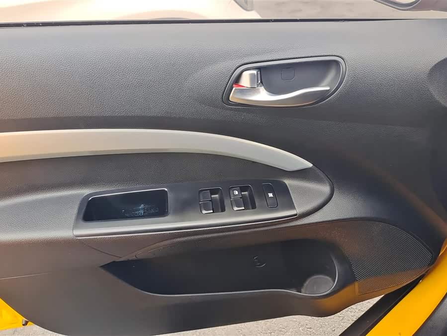 Kia KX1 2018 car image #8
