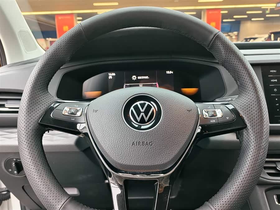 Volkswagen Tharu 2022 car image #8