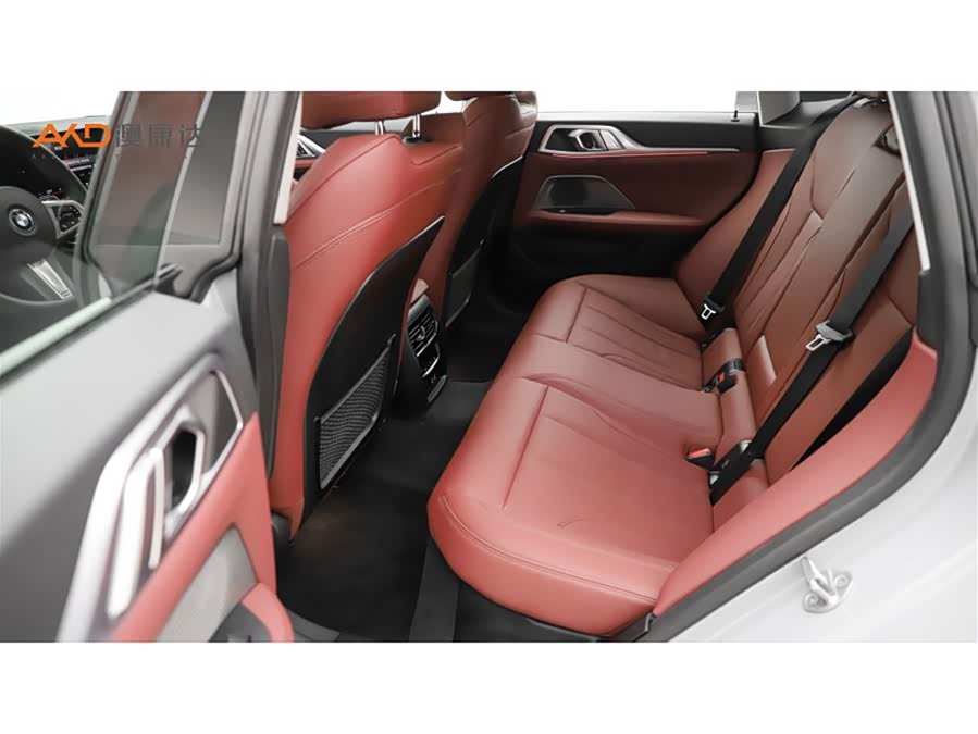 BMW i4 2023 #8 BMW i4 2023 car image #8