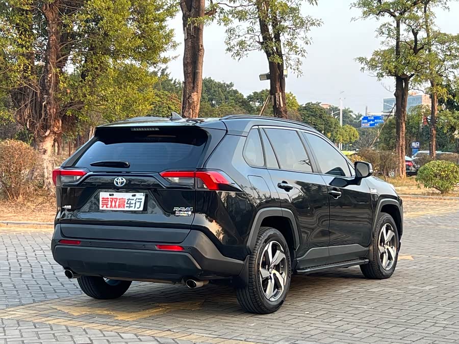 Toyota RAV4 Hybird E+ 2022 #8 Toyota RAV4 Hybird E+ 2022 صورة سيارة #8