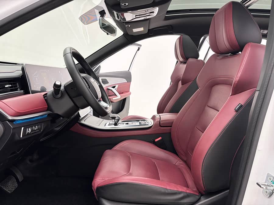 Jetour X70 PLUS 2022 #8 Jetour X70 PLUS 2022 car image #8
