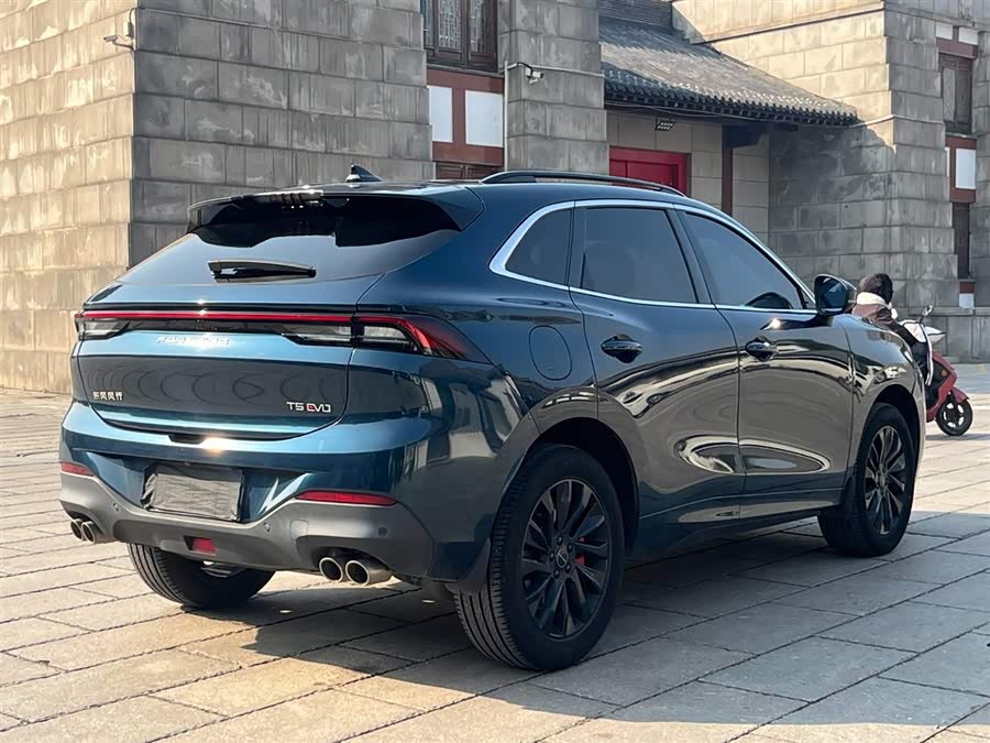 Forthing T5 EVO 2022 car image #8