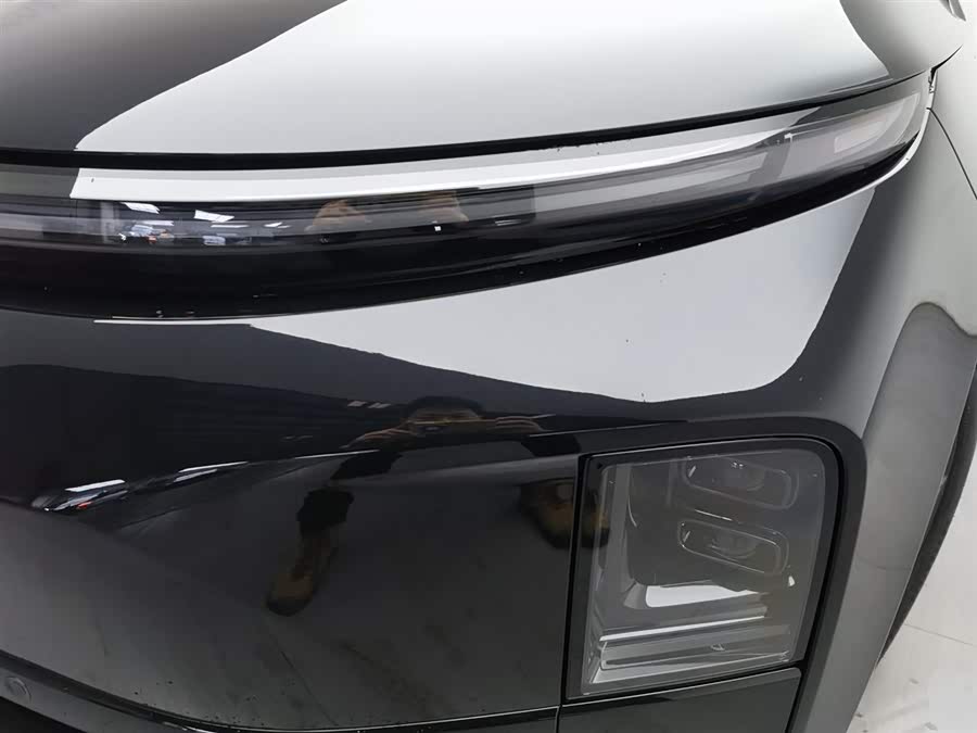 Li L6 2025 imagen de coche #8