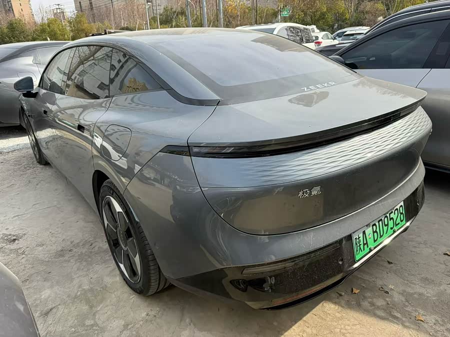 Zeekr 007 2024 immagine di auto #8
