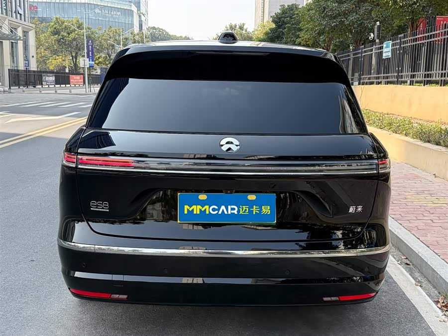 蔚来 蔚来ES8 2025 汽车图片 #8