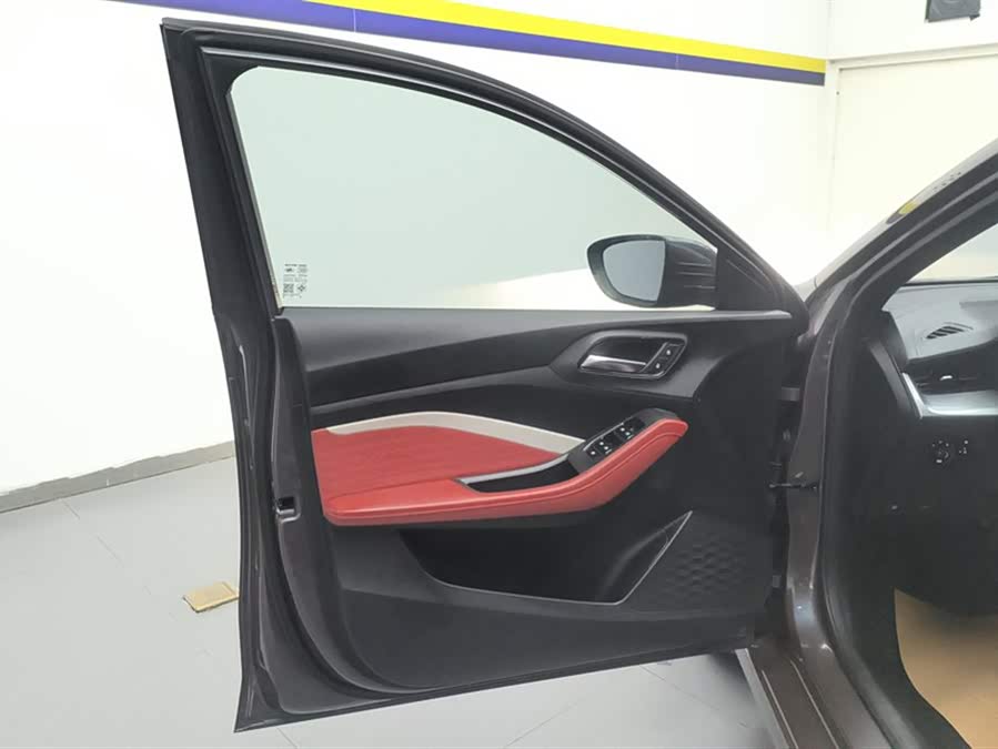 MG 5 2022 car image #8