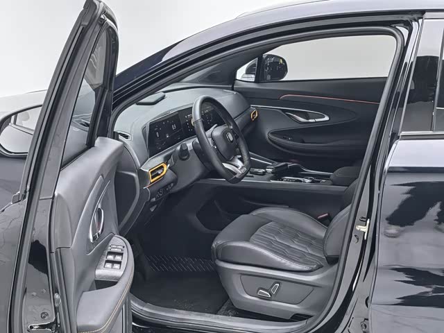 Changan UNI-T 2021 car image #8