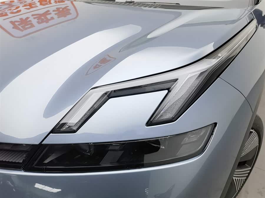 Lynk & Co 08 EM-P 2024 car image #8