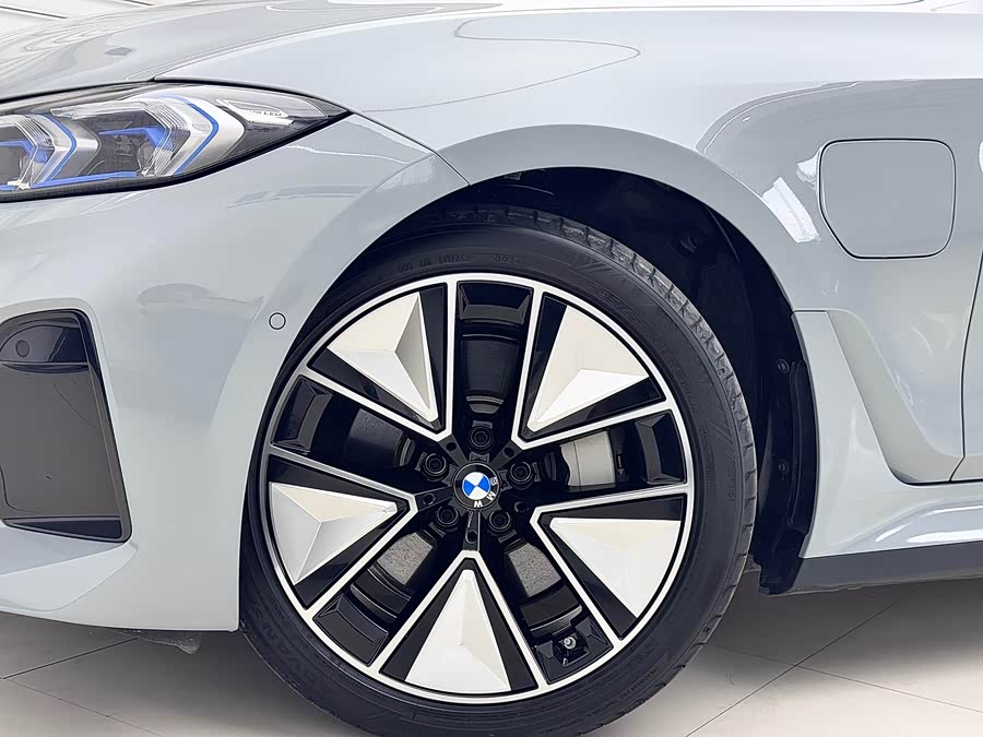 BMW i3 2024 #8 BMW i3 2024 immagine di auto #8