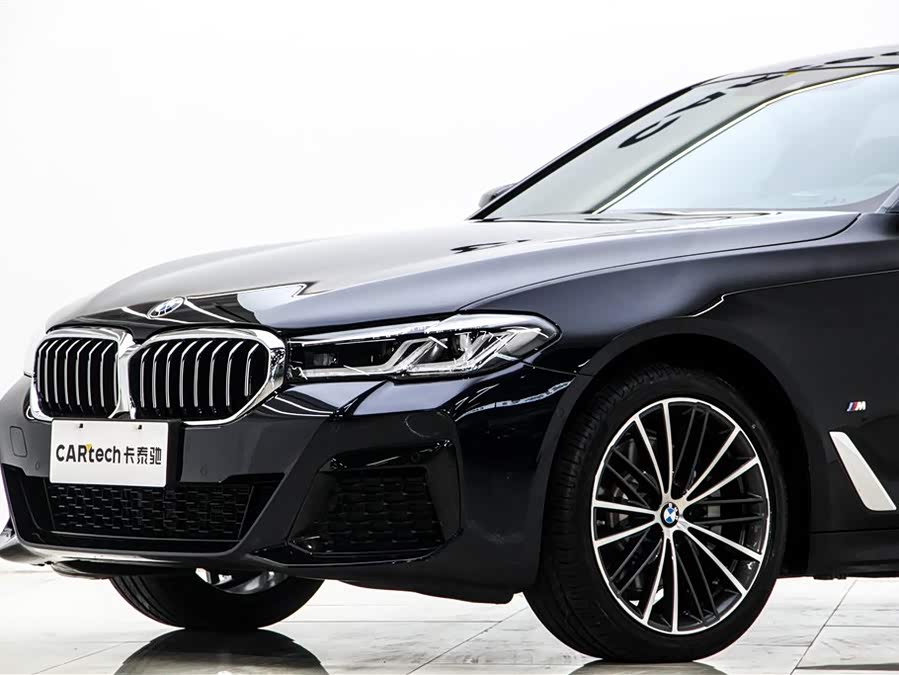 BMW 5 Series 2023 car image #8