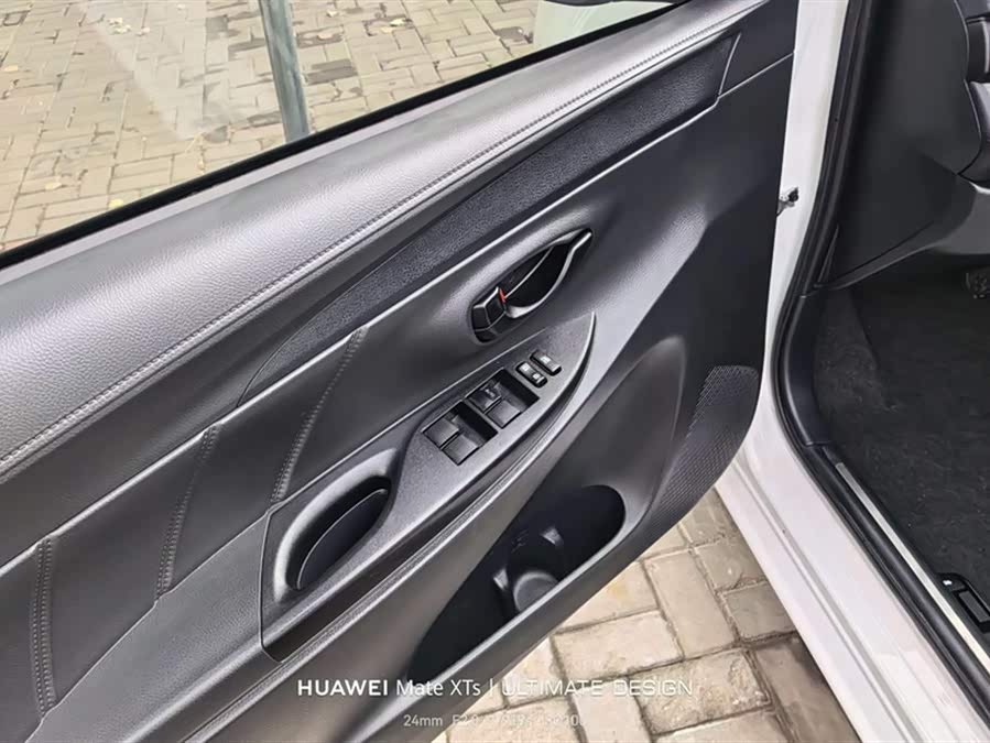 Toyota Yaris L Zhixiang 2021 صورة سيارة #8