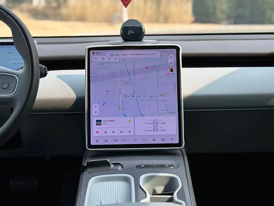 NIO ET5 2023 изображение автомобиля #8