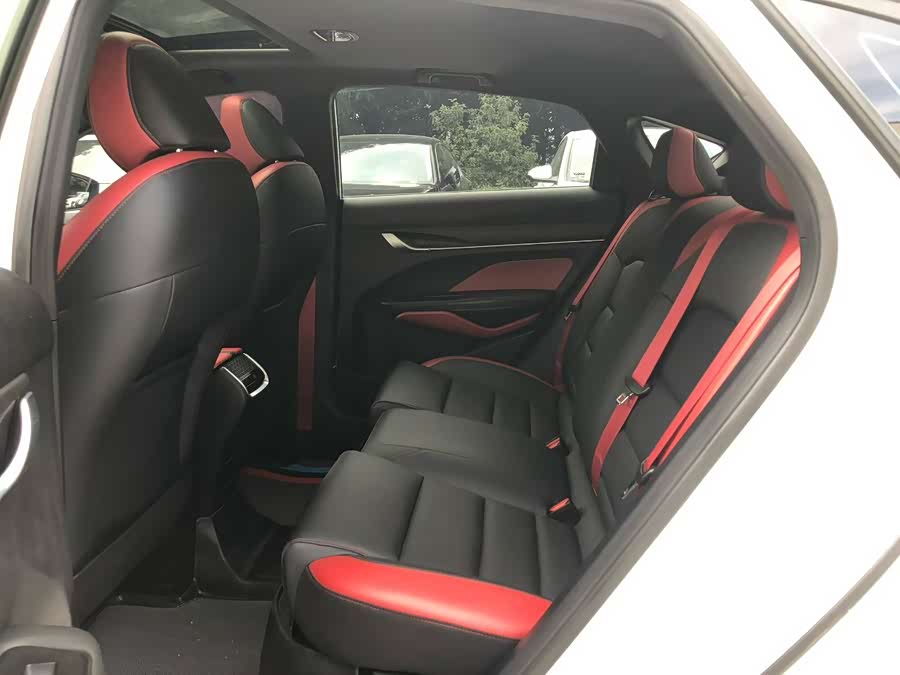 GEELY Binray 2021 car image #8
