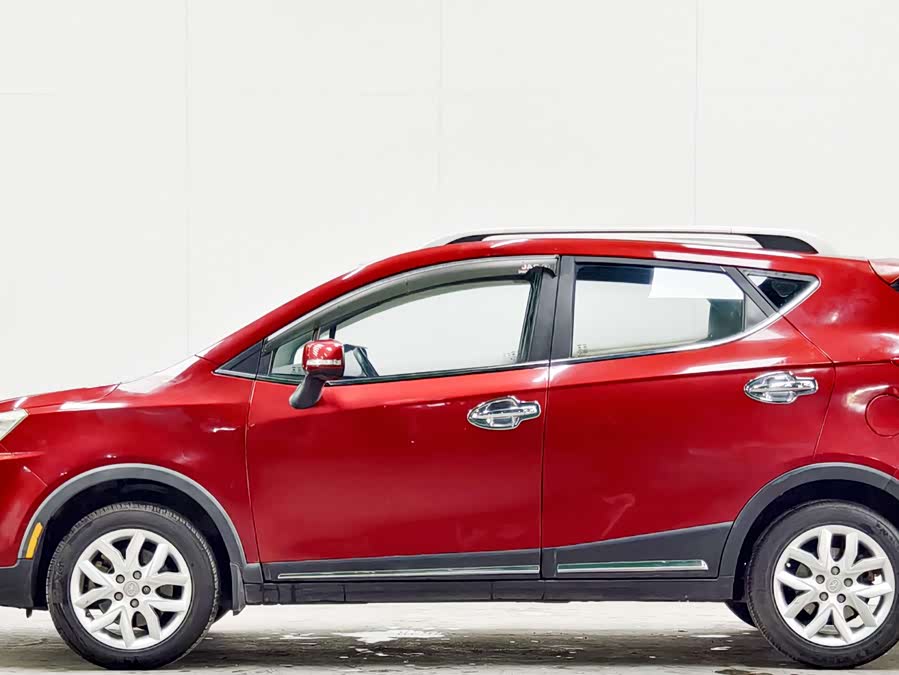 JAC 2015 #8 JAC 2015 car image #8