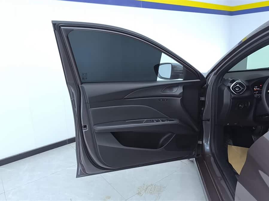 MG 5 2025 car image #8