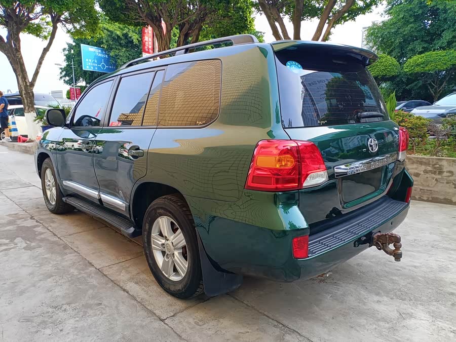 Toyota Land Cruiser 2013 immagine di auto #8