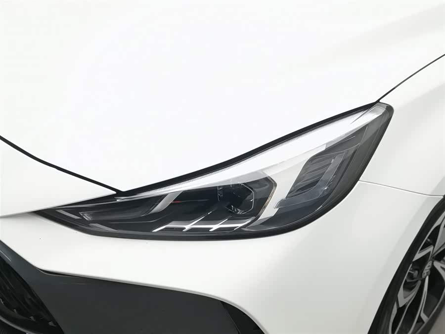 MG 5 2022 car image #8