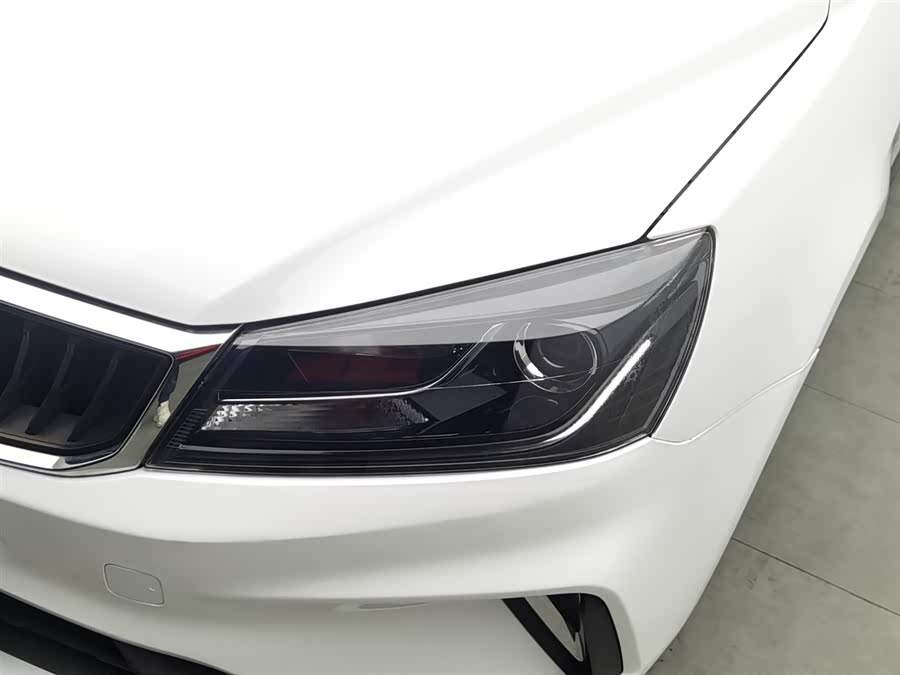 GEELY Emgrand 2022 car image #8