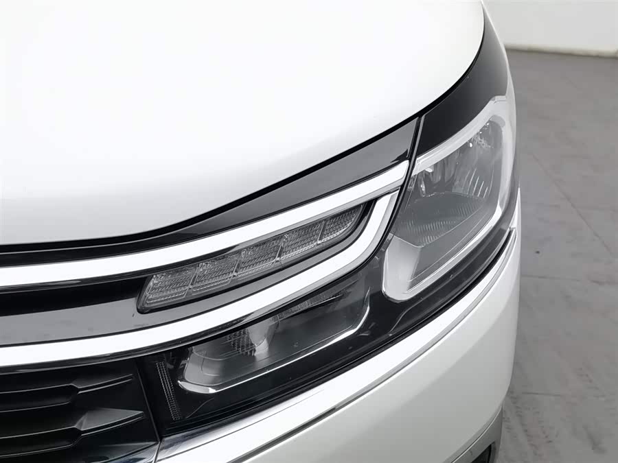 Citroen C4L 2017 #8 Citroen C4L 2017 car image #8