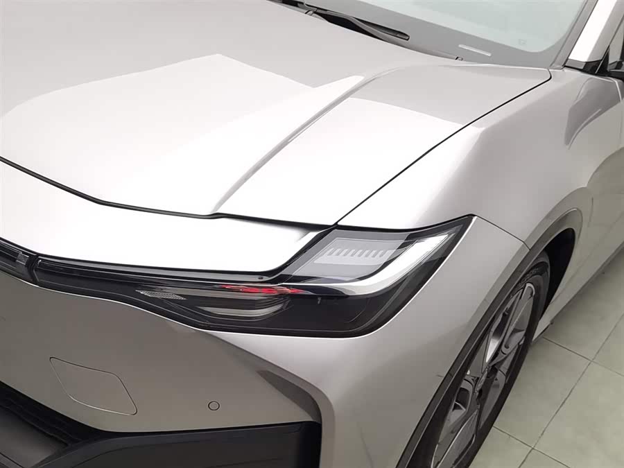 Toyota bZ3 2023 immagine di auto #8