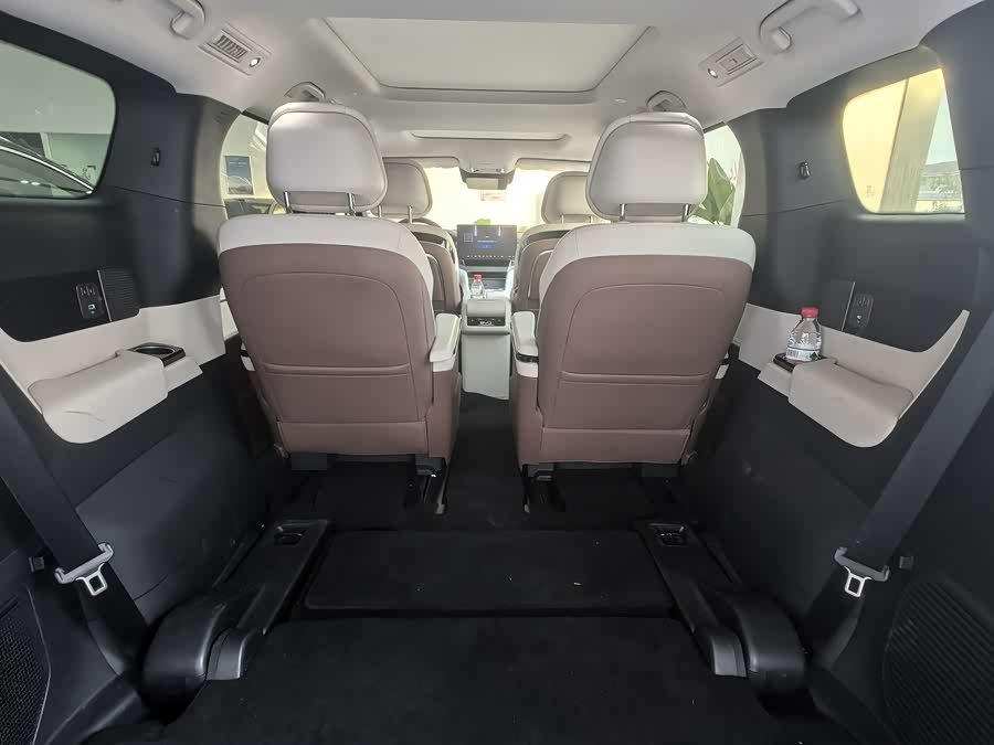 BYD Xia 2024 imagen de coche #8