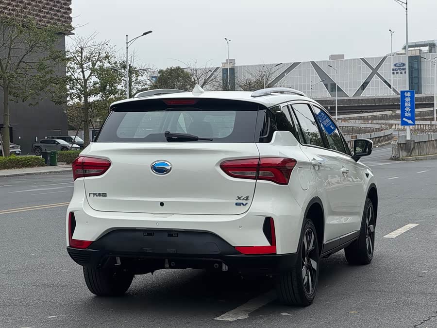 GAC ix4 2018 car image #8