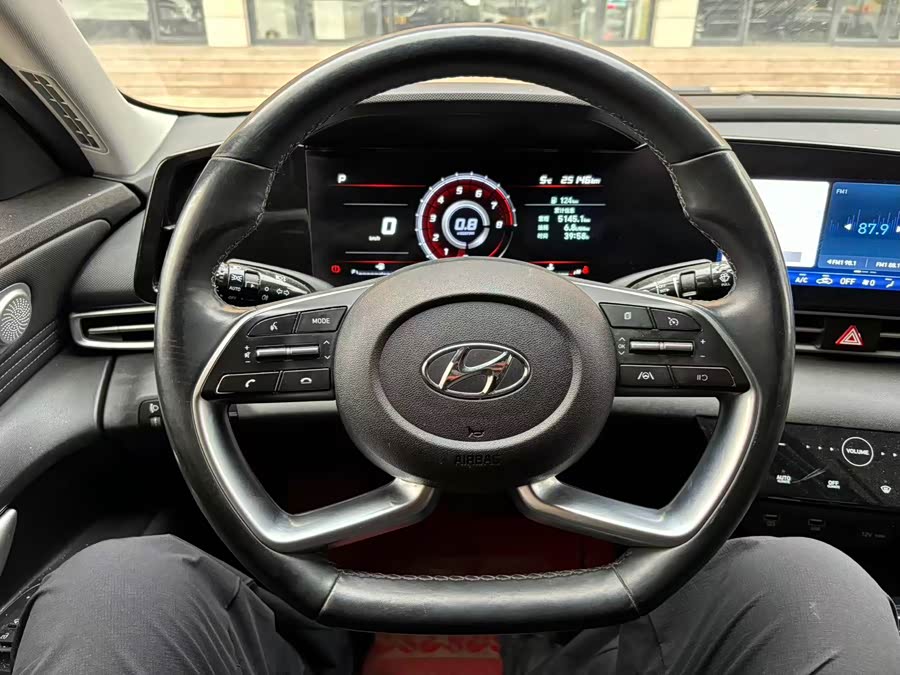 Hyundai Elantra 2021 car image #8