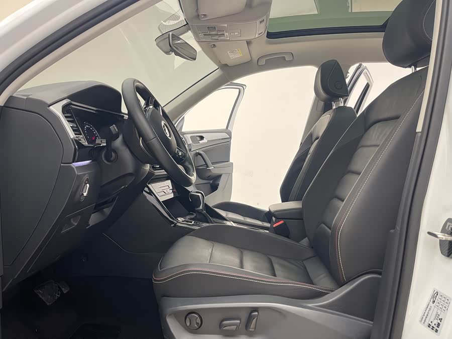 Volkswagen Tayron 2021 car image #8