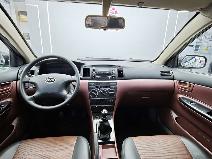 BYD F3 2016 immagine di auto #8