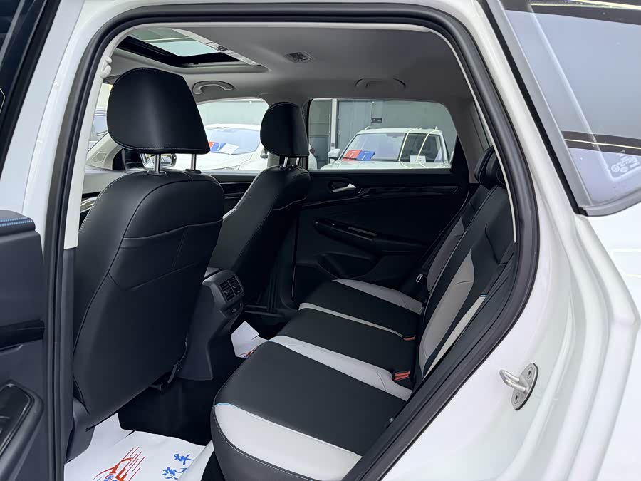 Jetta VS5 2023 car image #8