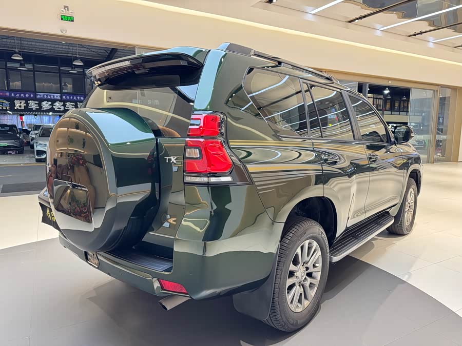 Toyota Land Cruiser Prado 2018 #8 Toyota Land Cruiser Prado 2018 car image #8