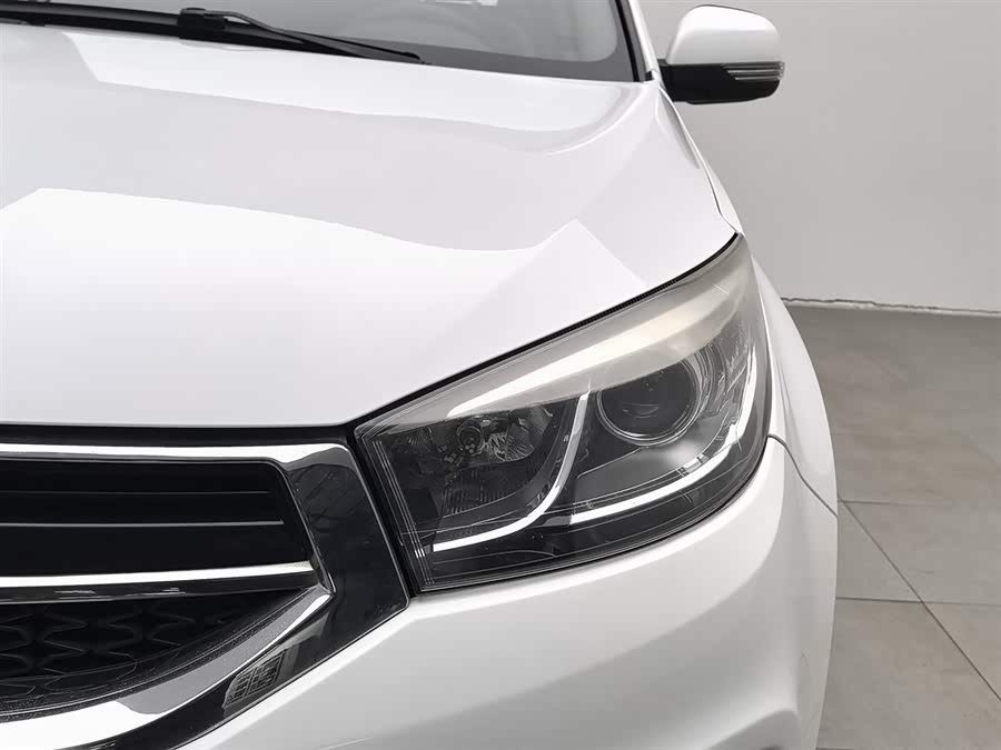 Chery Tiggo 3 2015 immagine di auto #8