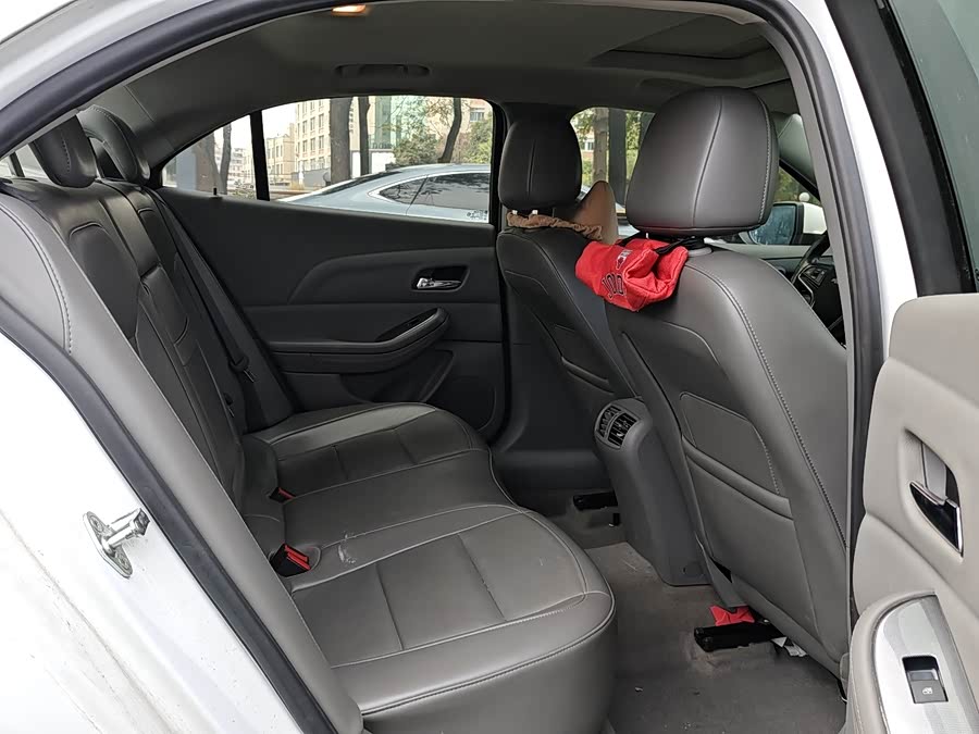 Chevrolet Malibu 2015 imagen de coche #8