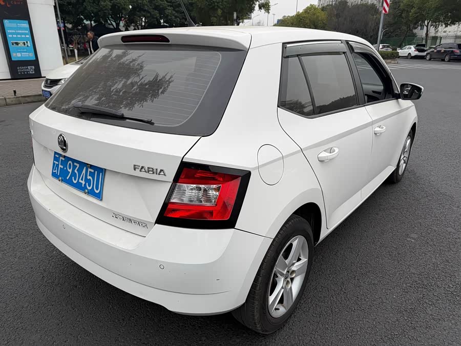 Skoda Fabia 2017 صورة سيارة #8