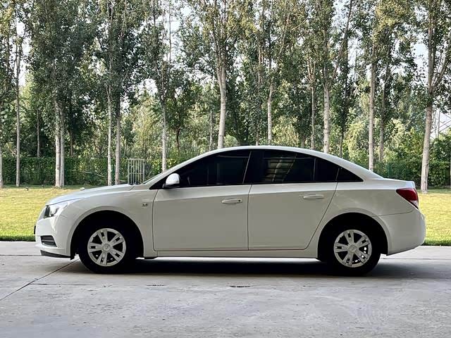 Chevrolet Cruze 2012 #8 Chevrolet Cruze 2012 car image #8