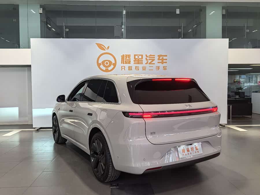 Li L6 2024 imagen de coche #8