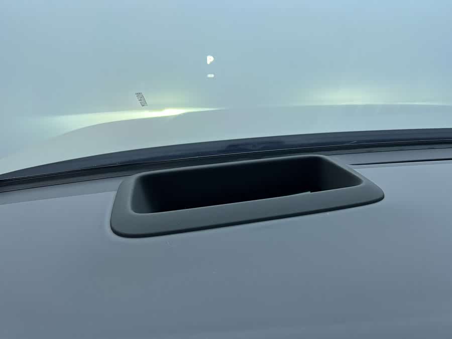 Li L6 2025 imagen de coche #8