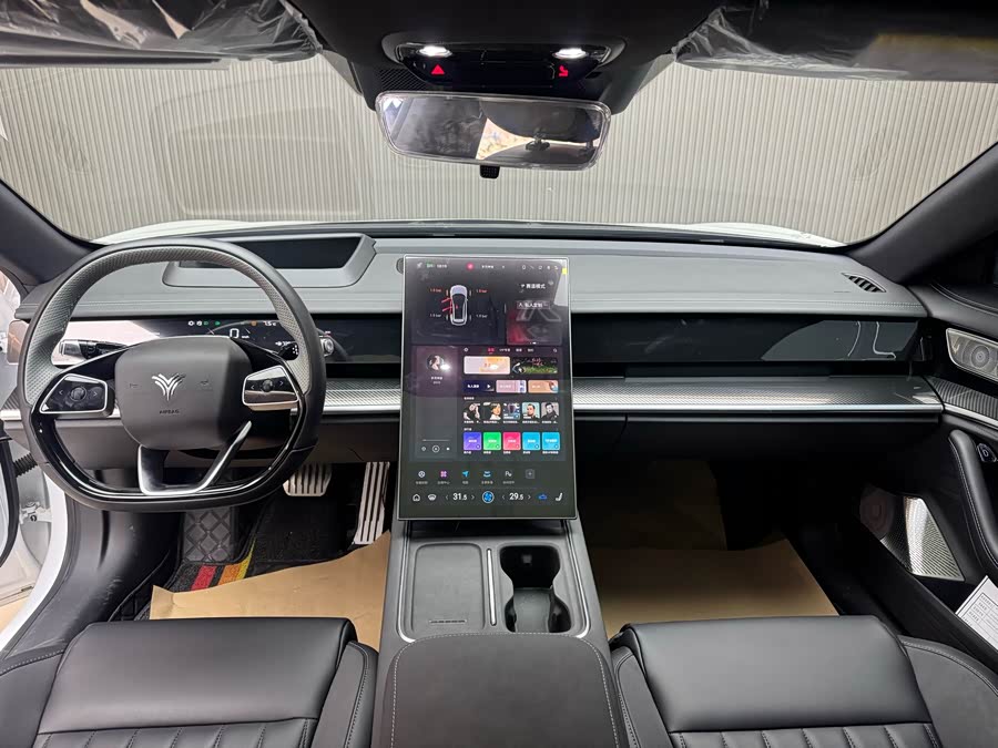 哪吒汽车 哪吒S猎装 2025 #8 哪吒汽车 哪吒S猎装 2025 汽车图片 #8