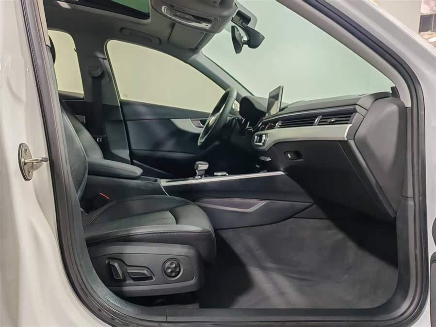 Audi A4 (Imported) 2020 car image #8