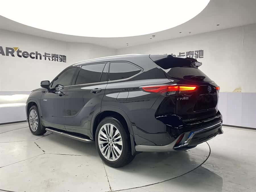Toyota Highlander 2022 car image #8