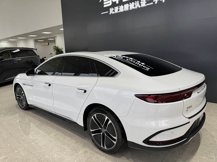 BYD Han 2023 car image #8