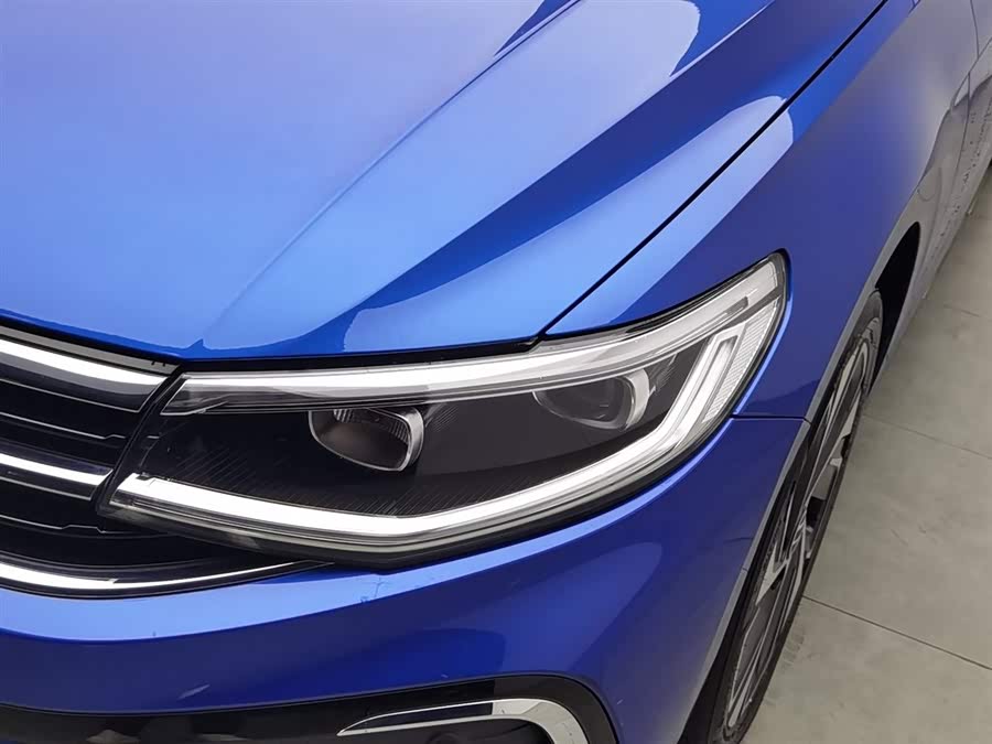 Volkswagen Bora 2022 car image #8