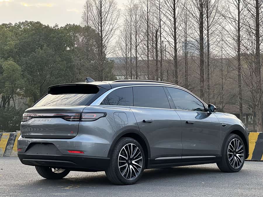 零跑汽车 零跑C11 2022 汽车图片 #8