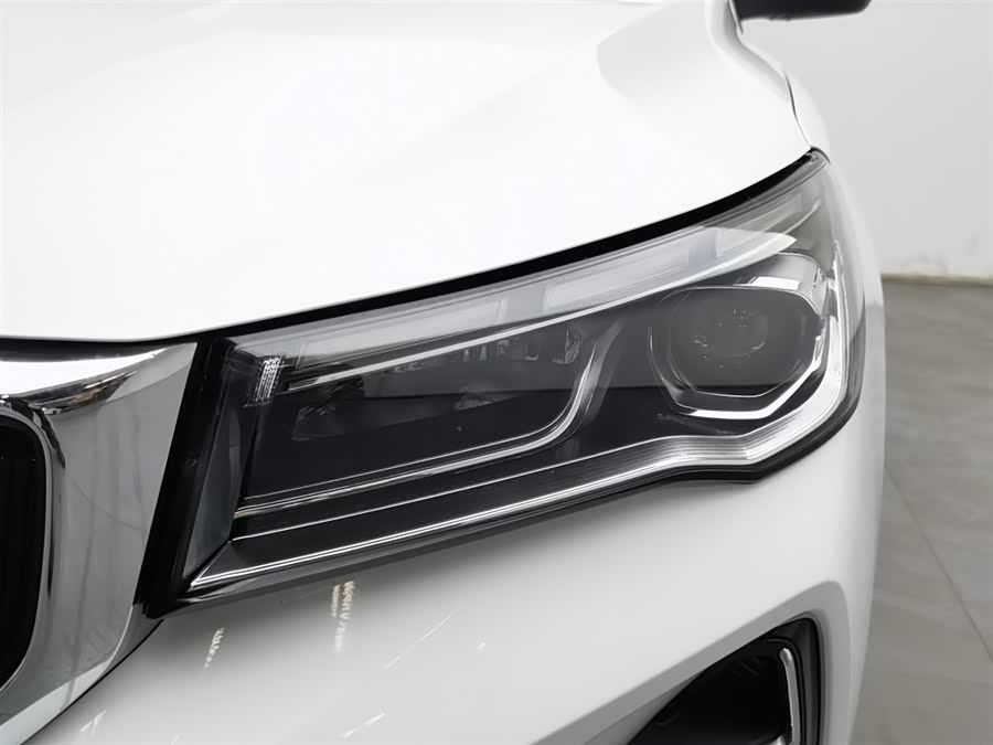 GEELY Emgrand 2025 car image #8