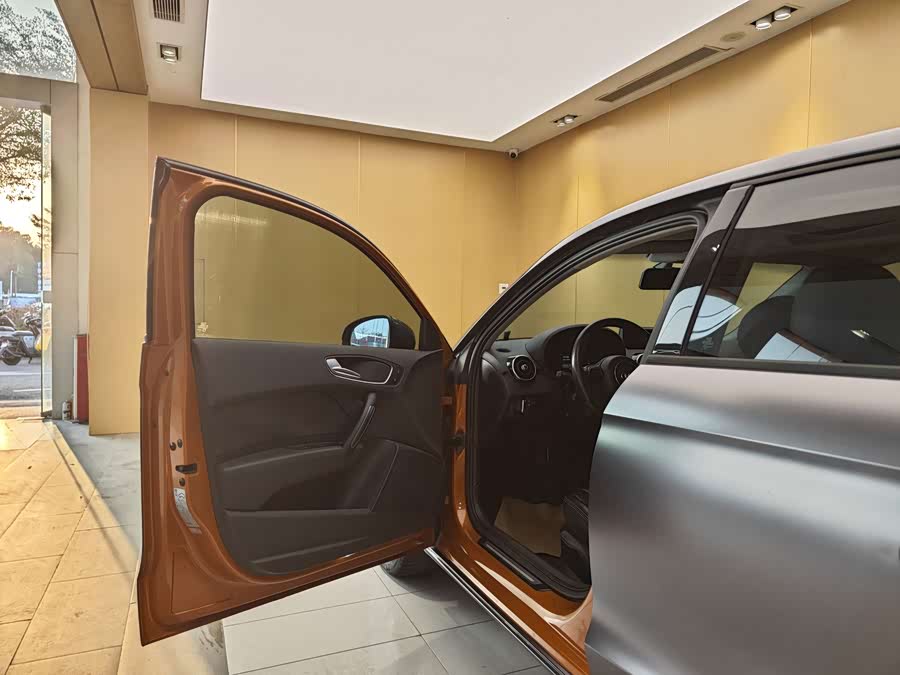 Audi A1 2013 car image #8