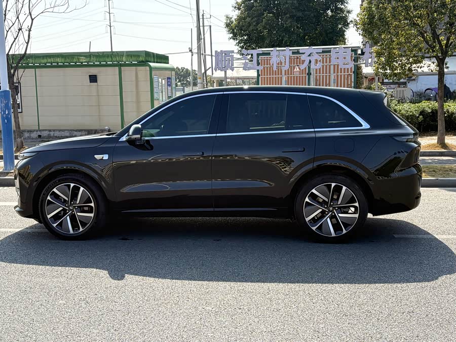 Li L6 2024 image de voiture #8