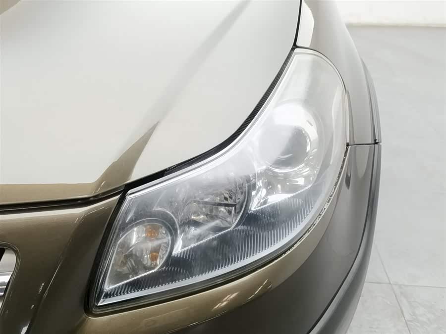 铃木 天语 SX4 2013 汽车图片 #8