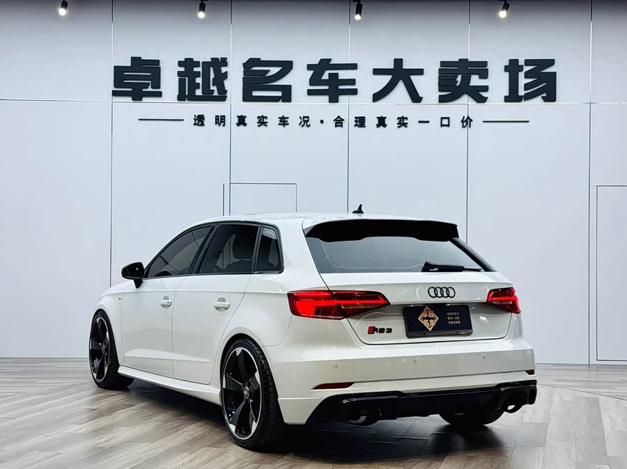 Audi A3 2019 car image #8