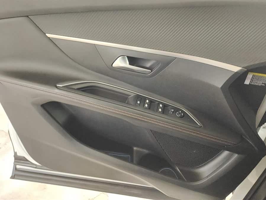 标致 标致5008 2018 汽车图片 #8